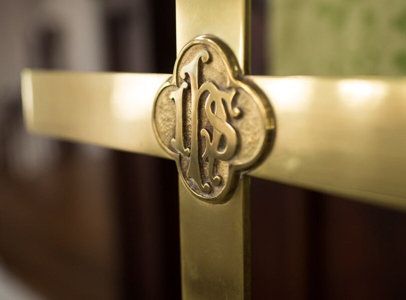 Image of a gilded cross